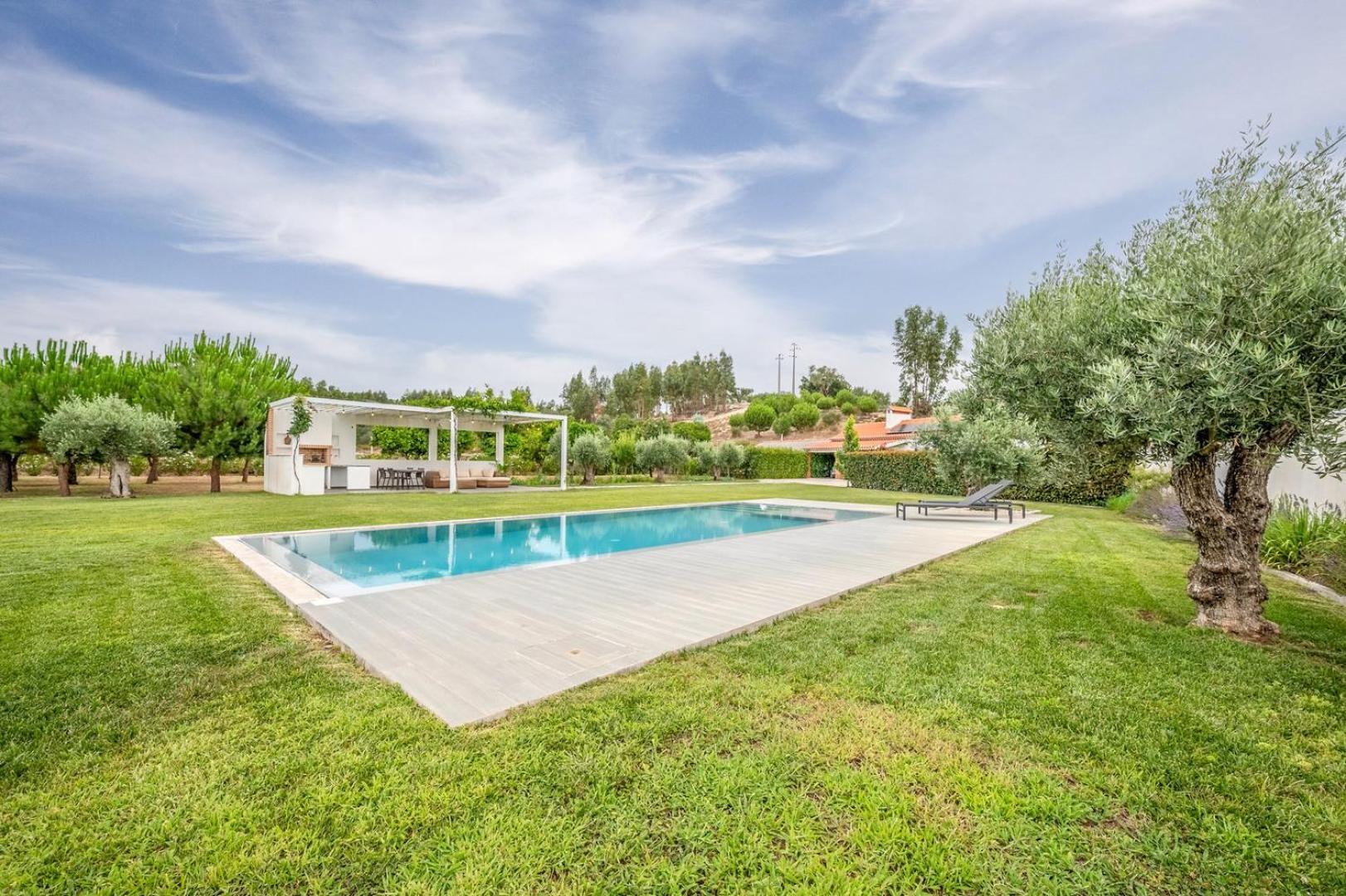 Refreshing Poolside Escape In Ponte De Sor Hotel Luaran gambar